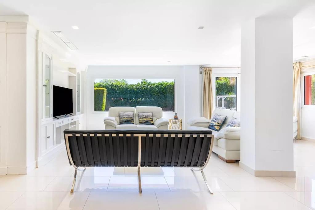 Ohana Luxury Villa With Heated Pool Malaga Zewnętrze zdjęcie