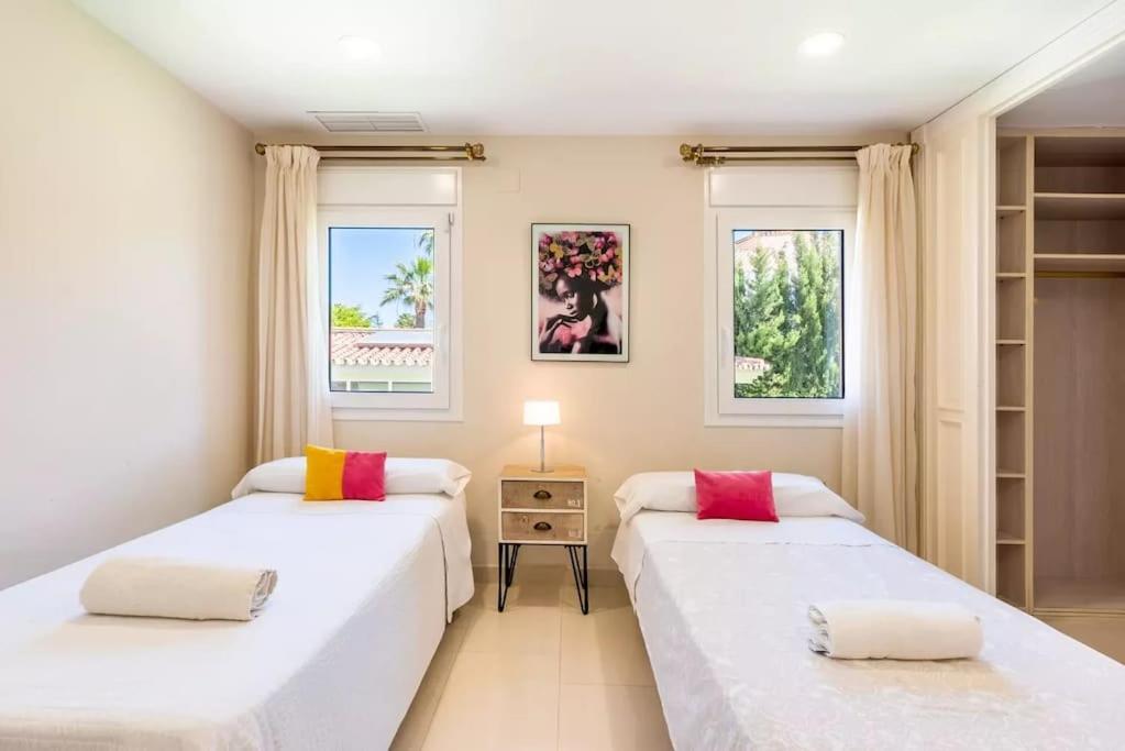 Ohana Luxury Villa With Heated Pool Malaga Zewnętrze zdjęcie