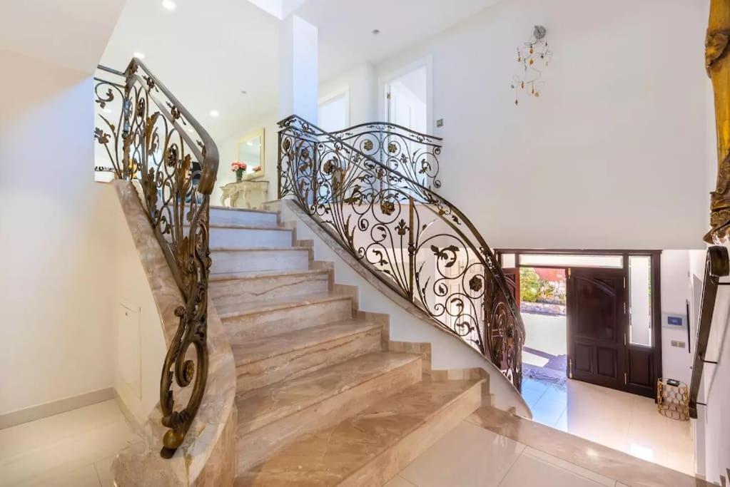 Ohana Luxury Villa With Heated Pool Malaga Zewnętrze zdjęcie